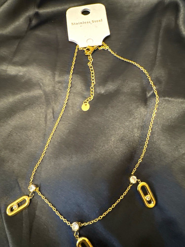 Goldfarbene